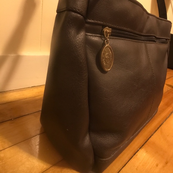 Vintage Coldwater Canton Riding Club- Leather Bag - Picture 8 of 8